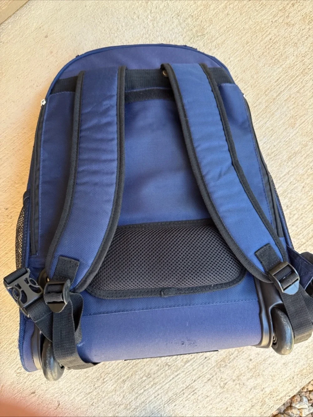 Sharper Image Rolling Navy and Light Blue Backpack Retractable Handle & wheels